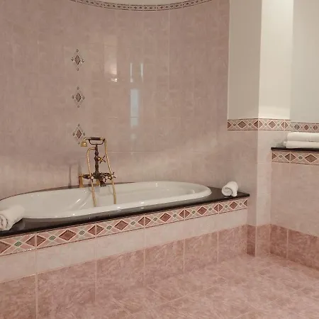 ゲストハウス Sea Life テッラジーニ